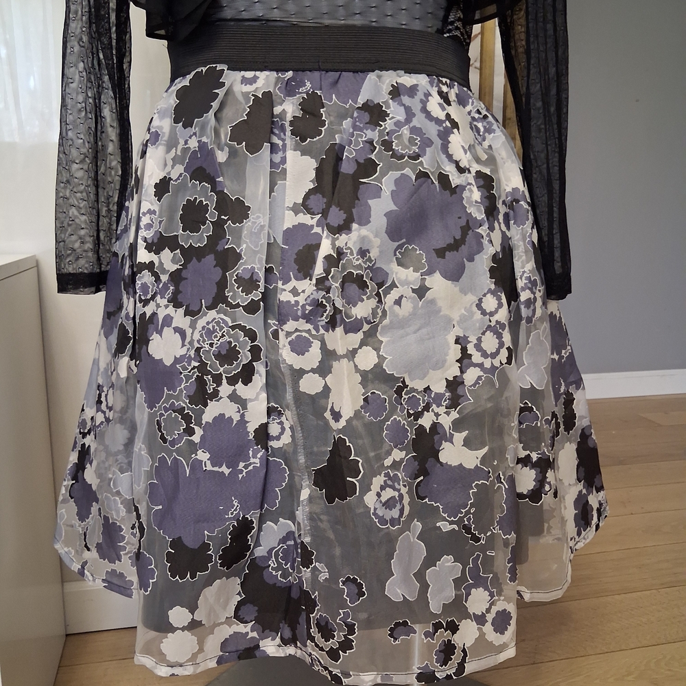 Hot Gal Black and Gray Floral A-Line Skirt